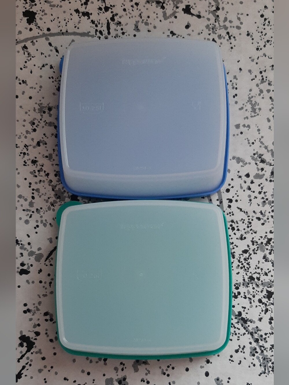Tupperware Refrigerator Square Set/2 - Picture 7 of 9